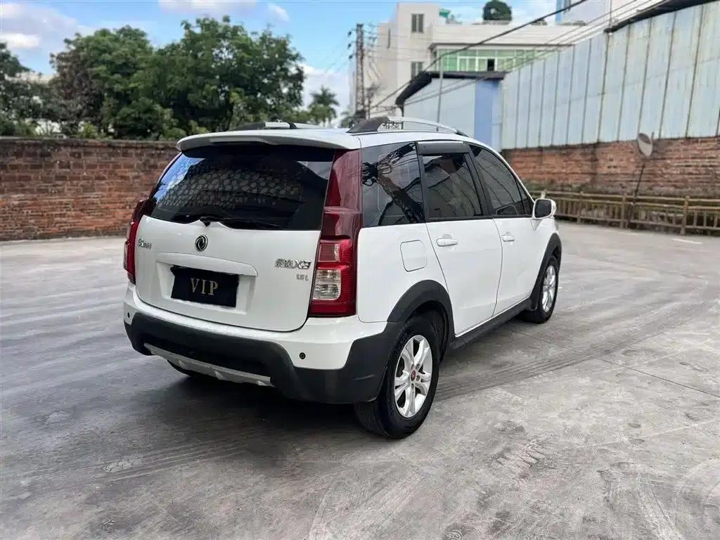 Jingyi X3 2015 1.5L Comfort Model — миниатюра 4