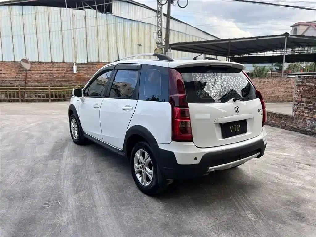 Jingyi X3 2015 1.5L Comfort Model — миниатюра 6