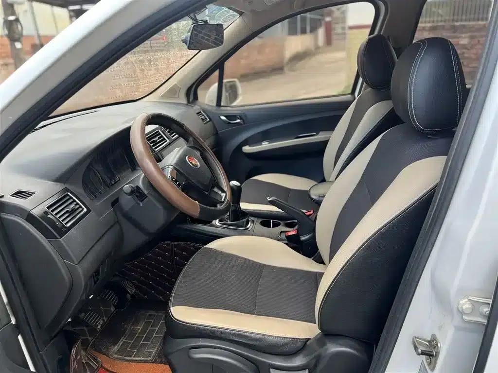 Jingyi X3 2015 1.5L Comfort Model — миниатюра 8