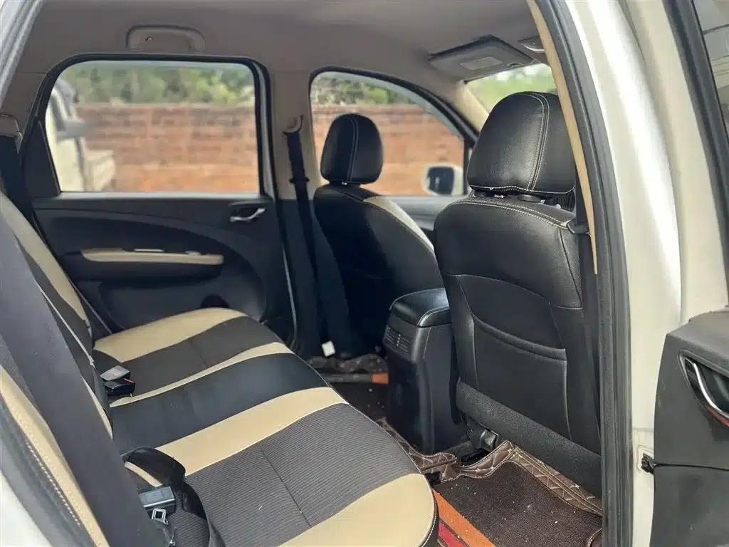 Jingyi X3 2015 1.5L Comfort Model — миниатюра 9