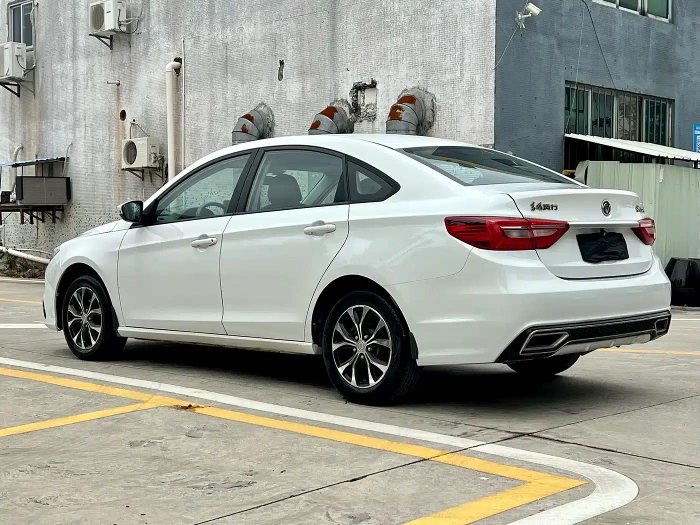 Jingyi S50 2020 1.6L Manual Deluxe Edition — миниатюра 9
