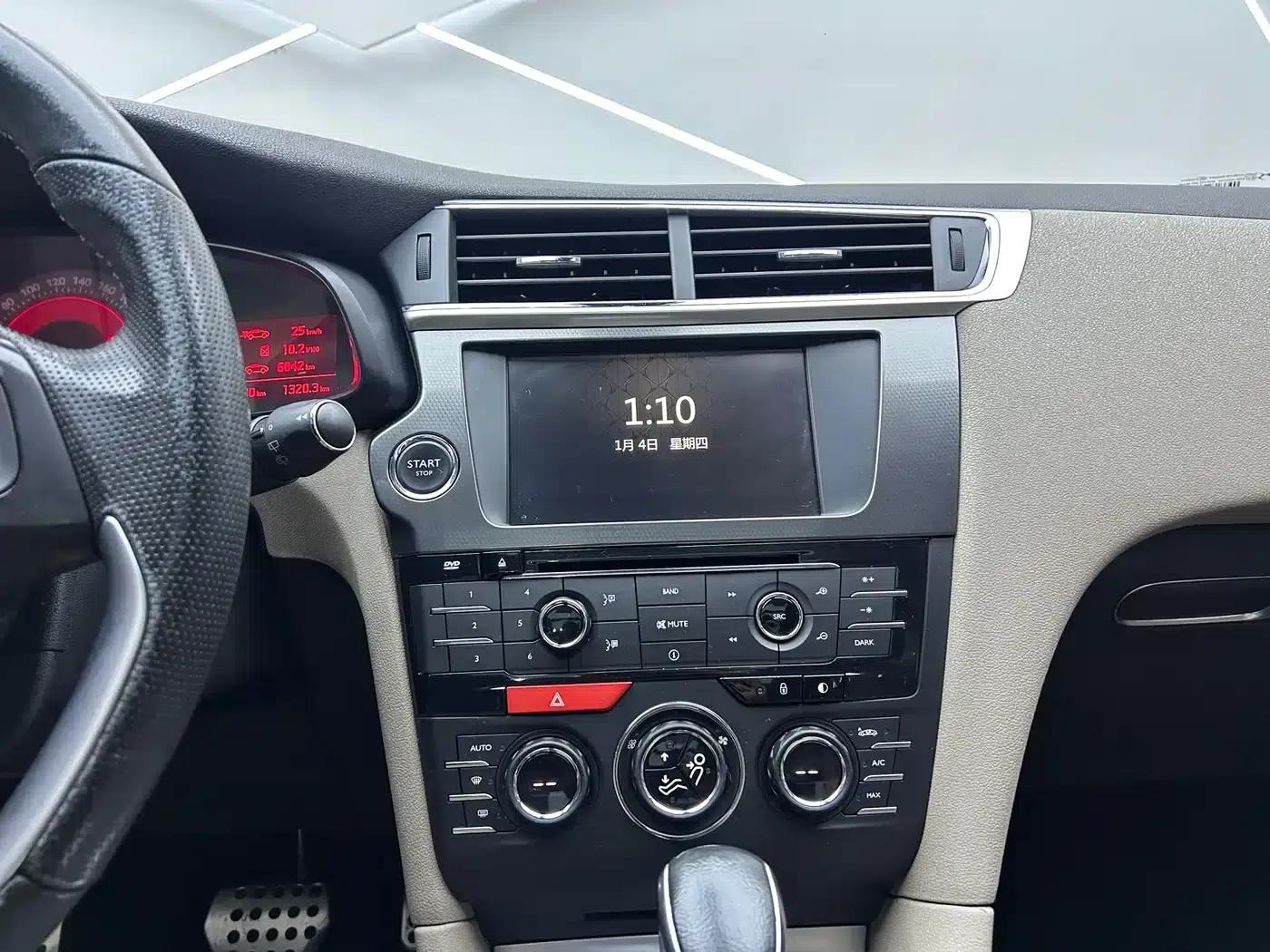 DS 6 2014 1.6T Luxury Edition THP200 — миниатюра 11