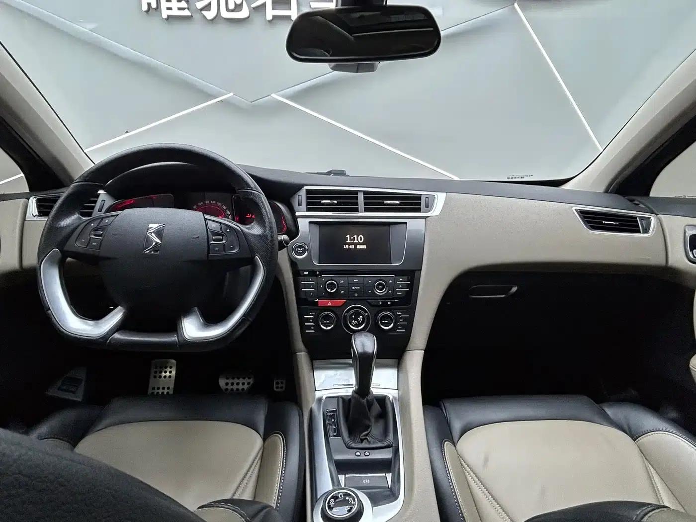 DS 6 2014 1.6T Luxury Edition THP200 — миниатюра 9