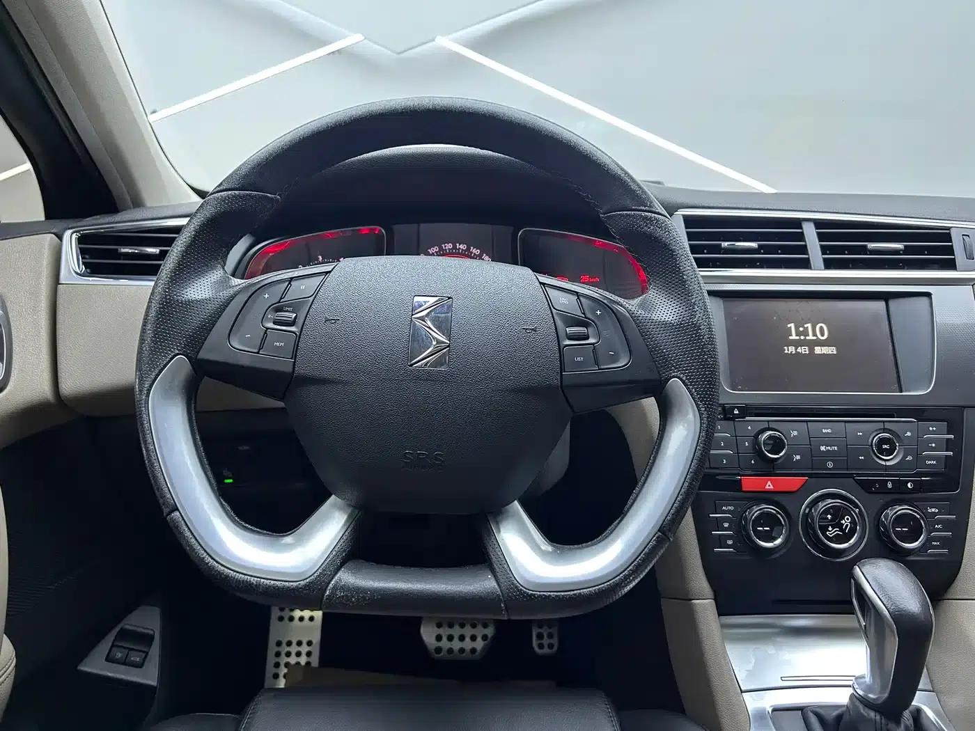 DS 6 2014 1.6T Luxury Edition THP200 — миниатюра 10