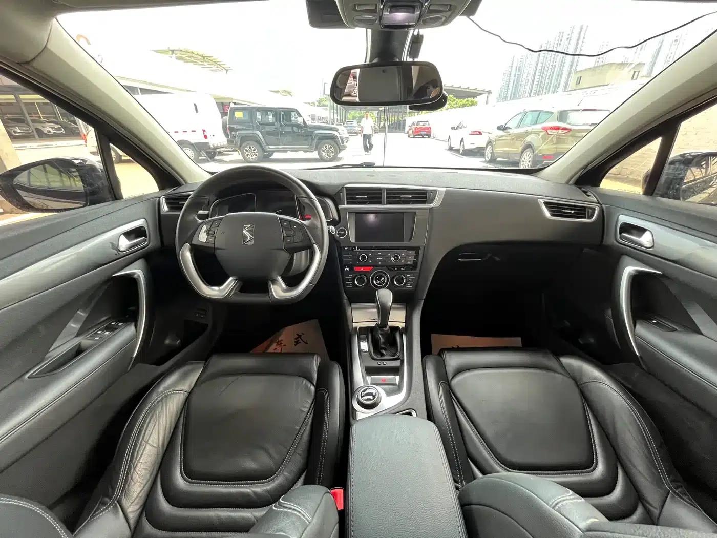 DS 6 2016 1.6T Luxury Edition THP160 — миниатюра 9