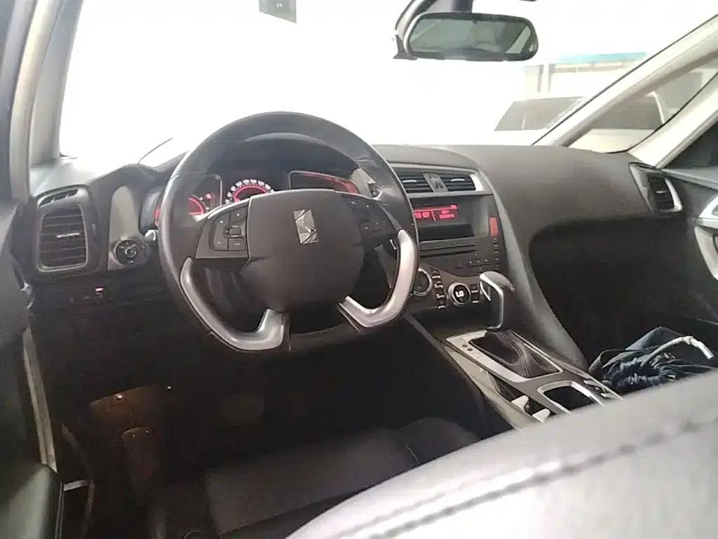 DS 5 2015 1.6T Elegant Edition THP160 — миниатюра 11