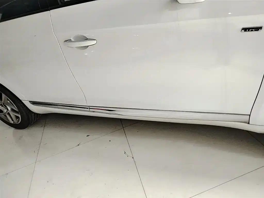 DS 5 2015 1.6T Elegant Edition THP160 — миниатюра 21