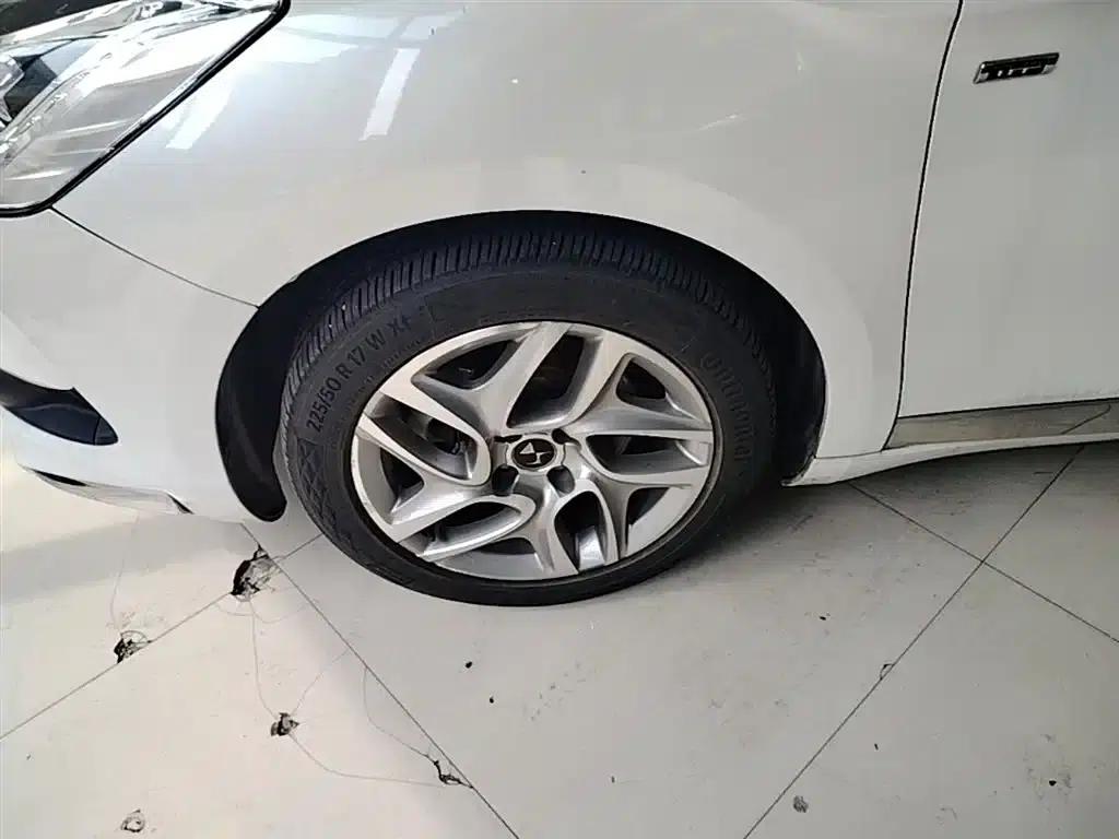 DS 5 2015 1.6T Elegant Edition THP160 — миниатюра 23