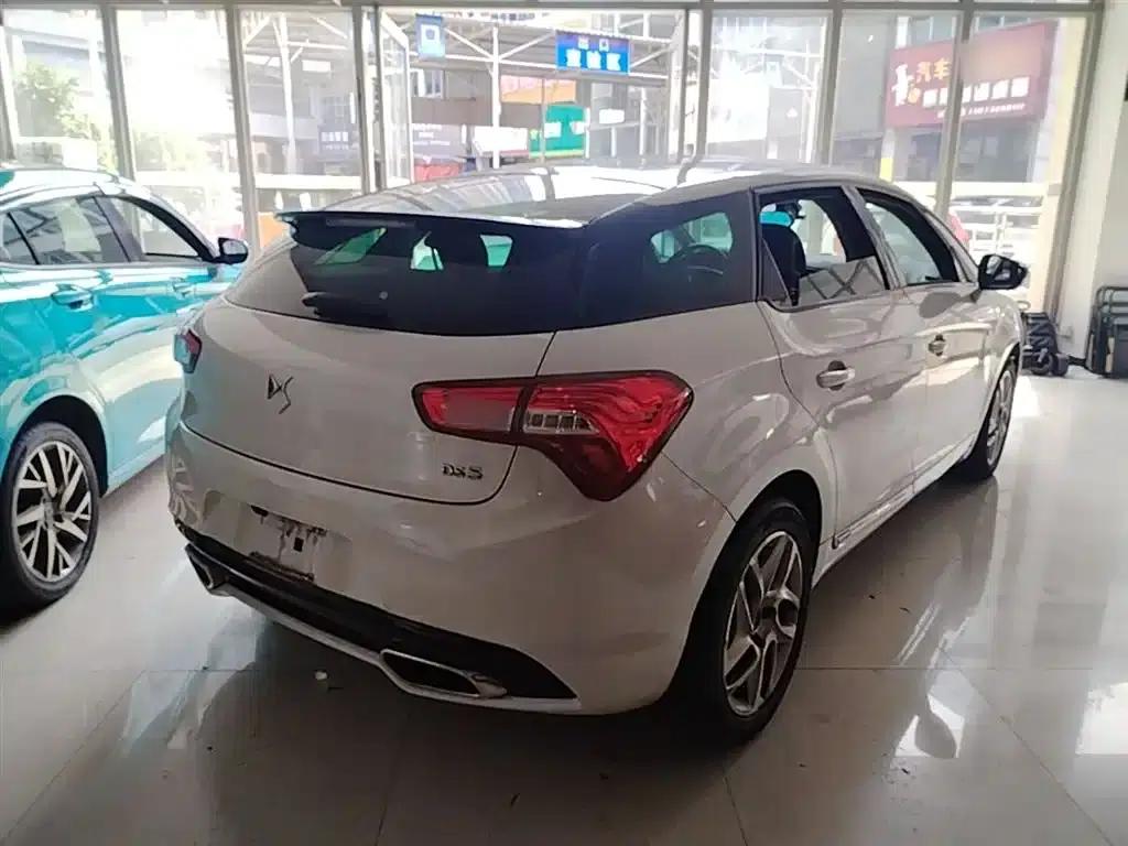 DS 5 2015 1.6T Elegant Edition THP160 — миниатюра 7
