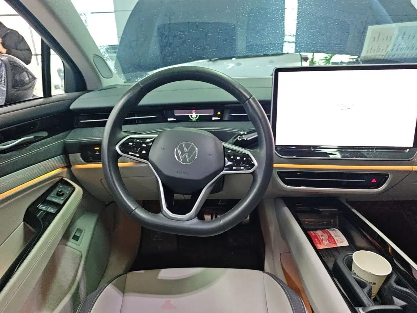 Volkswagen ID.7 VIZZION 2024 First Edition — миниатюра 14