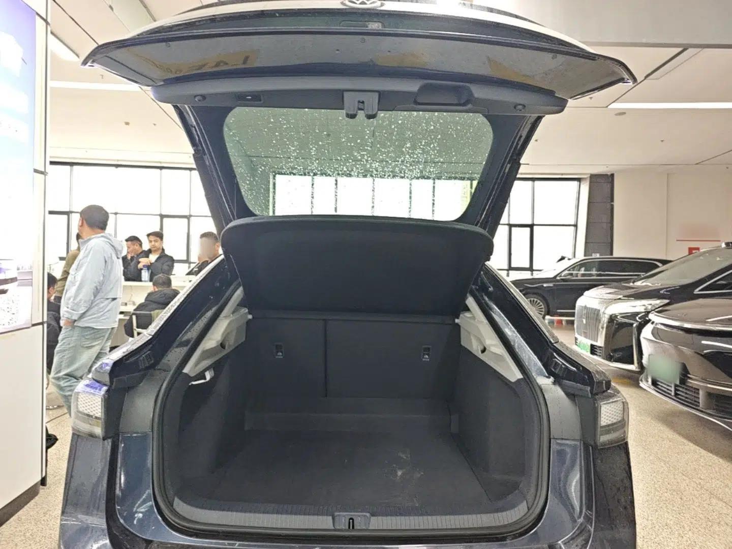Volkswagen ID.7 VIZZION 2024 First Edition — миниатюра 22