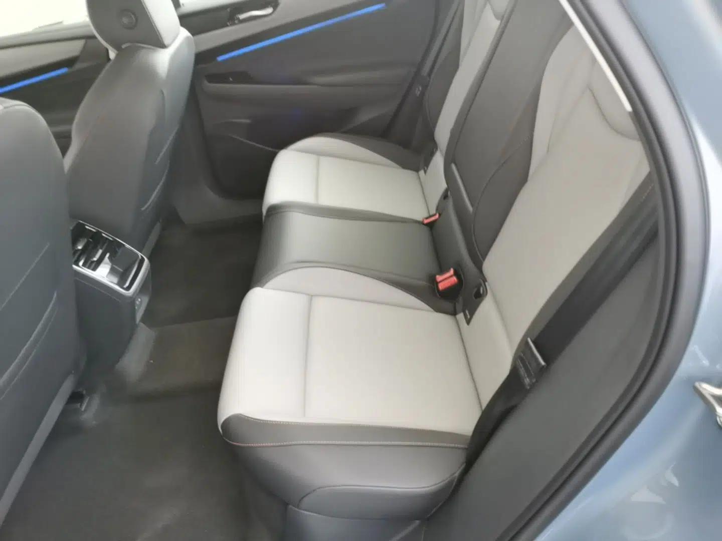 Volkswagen ID.7 VIZZION 2024 AIR model — миниатюра 20