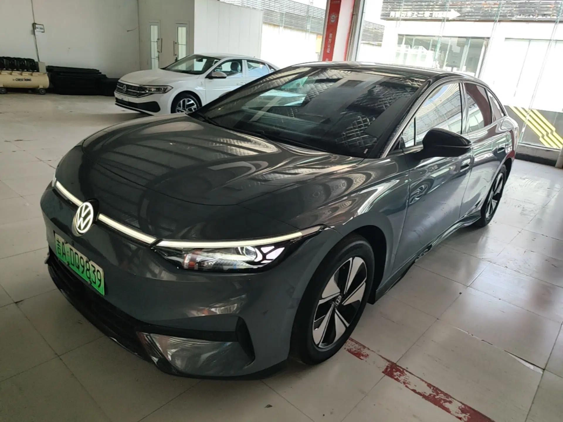 Volkswagen ID.7 VIZZION 2024 AIR model — миниатюра 1