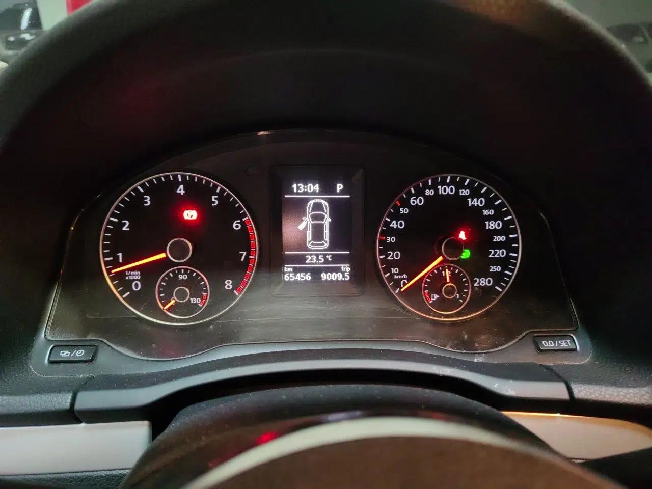 Volkswagen Scirocco 2014 1.4 TSI Competition Edition — миниатюра 12