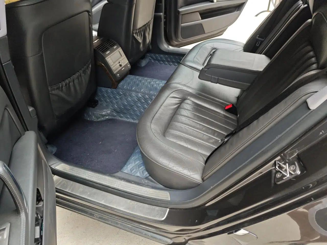 Volkswagen Phaeton 2011 3.6L V6 5-Seater Extended Business Edition — миниатюра 18