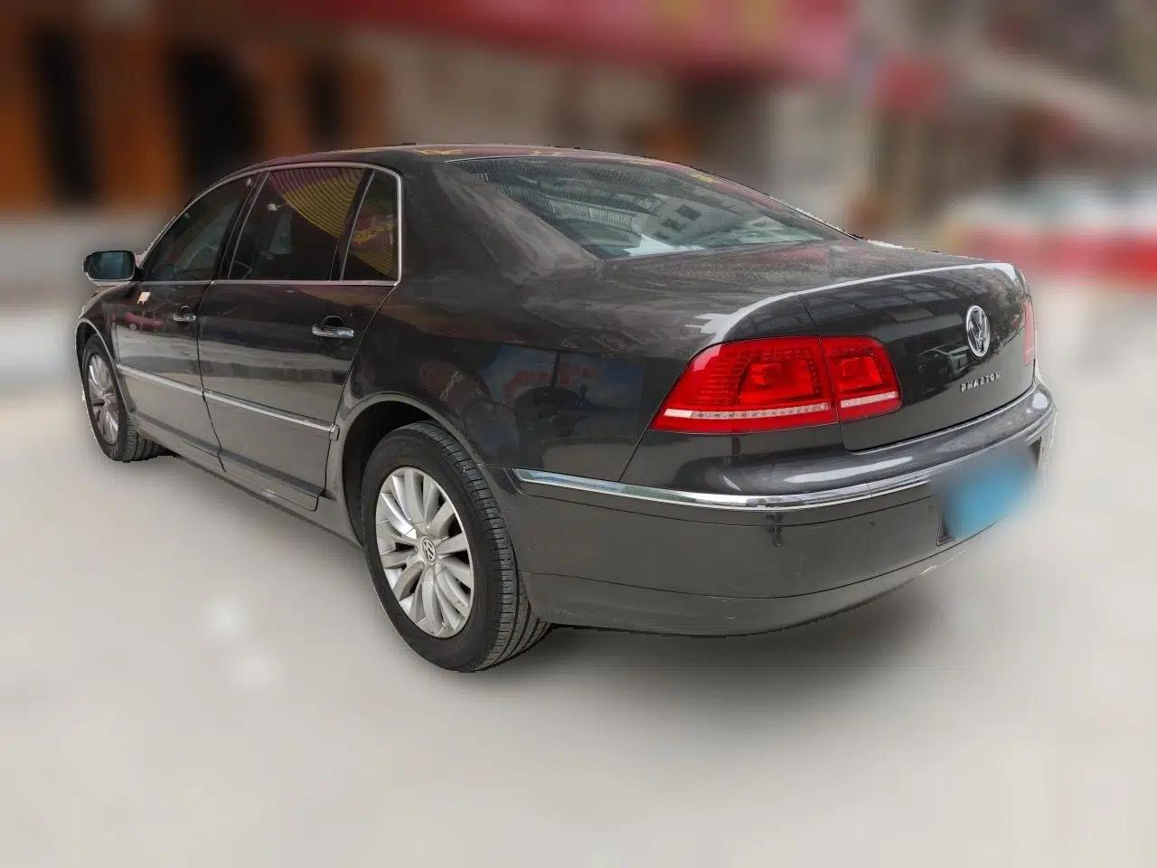 Volkswagen Phaeton 2011 3.6L V6 5-Seater Extended Business Edition — миниатюра 4