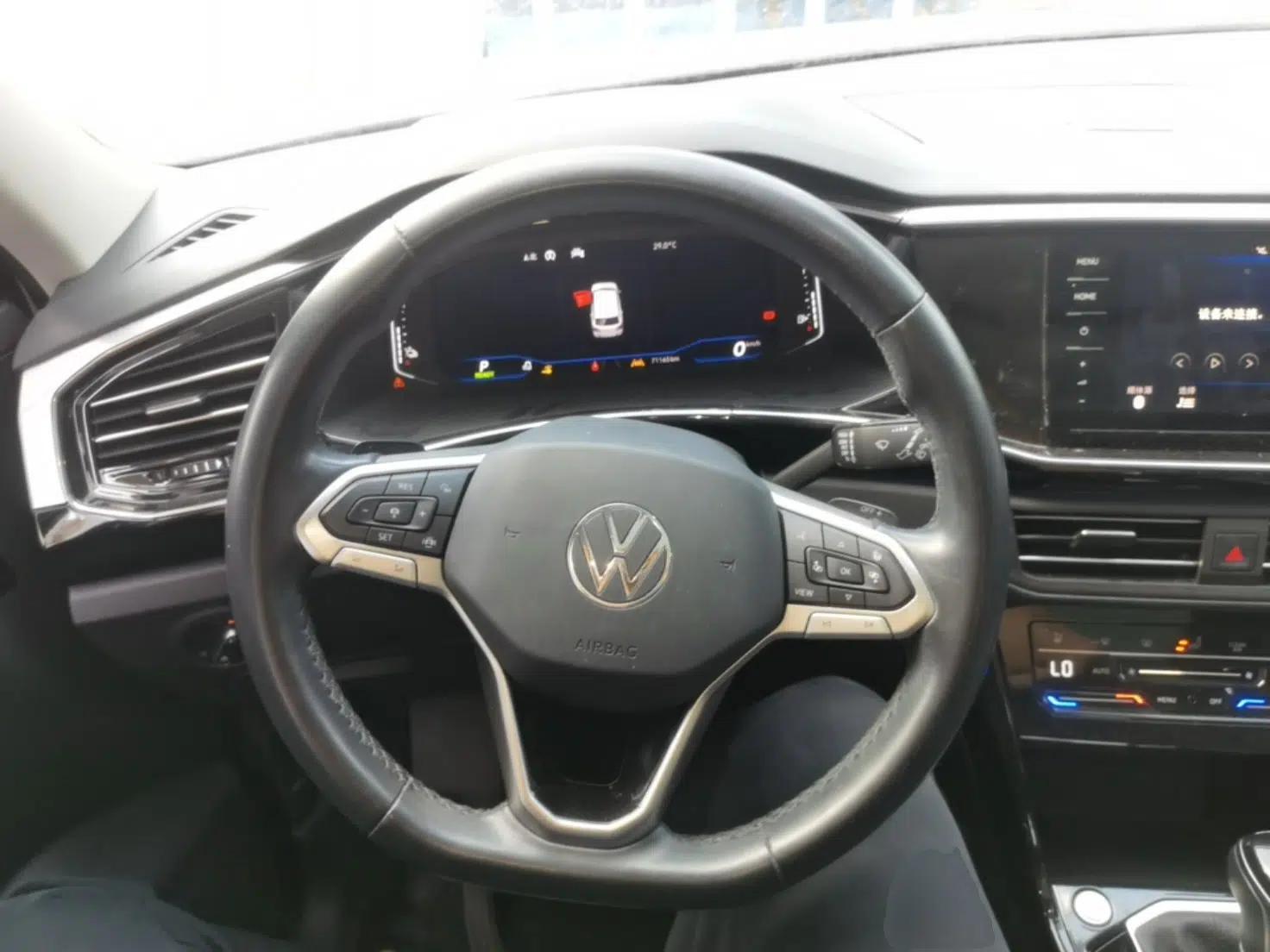 Volkswagen Tayron GTE Plug-in Hybrid 2020 1.4T Luxury Model — миниатюра 14