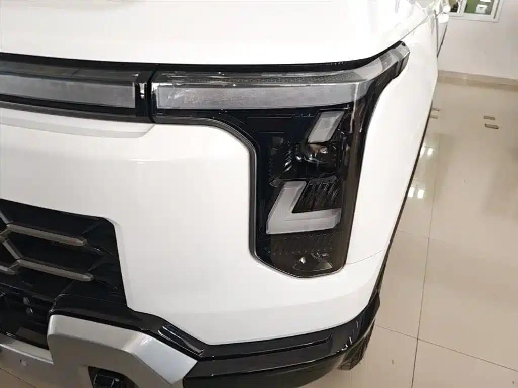 Zhengzhou Nissan Z9 GE PHEV 2025 135KM 4WD Luxury Edition — миниатюра 24