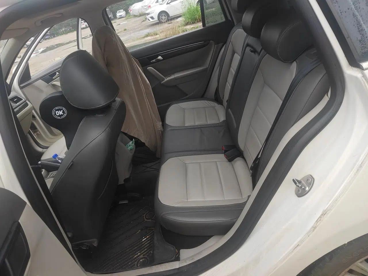 Volkswagen Gran Lavida 2013 1.6L Automatic Comfort Model — миниатюра 18