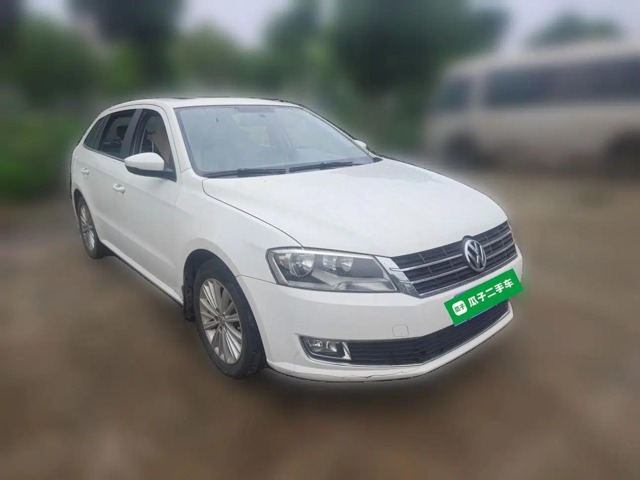 Volkswagen Gran Lavida 2013 1.6L Automatic Comfort Model — миниатюра 3