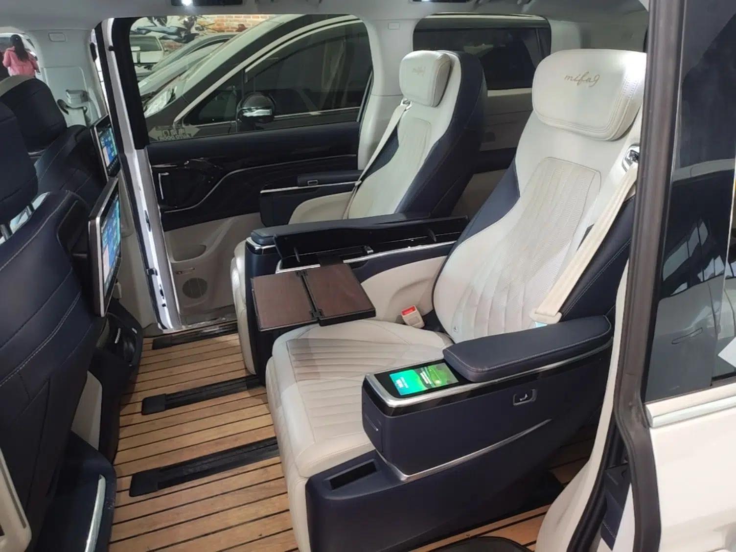 SAIC MAXUS Dajia 9 2022 Long-Range High-Mountain 7-Seater Version — миниатюра 19