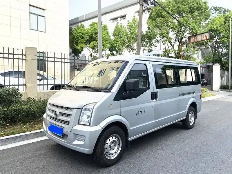 Dongfeng Xiaokang C37 2015 Model 1.5L Classic II DK15-06 — миниатюра 1