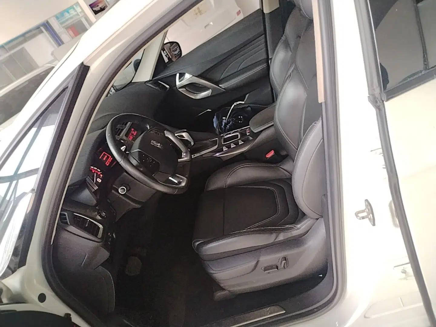 DS 5 2015 1.6T Elegant Edition THP160 — миниатюра 17