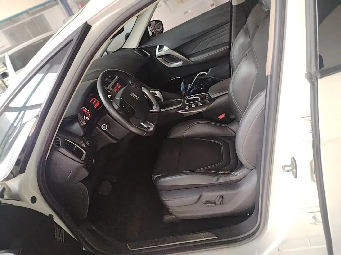 DS 5 2015 1.6T Elegant Edition THP160 — миниатюра 18