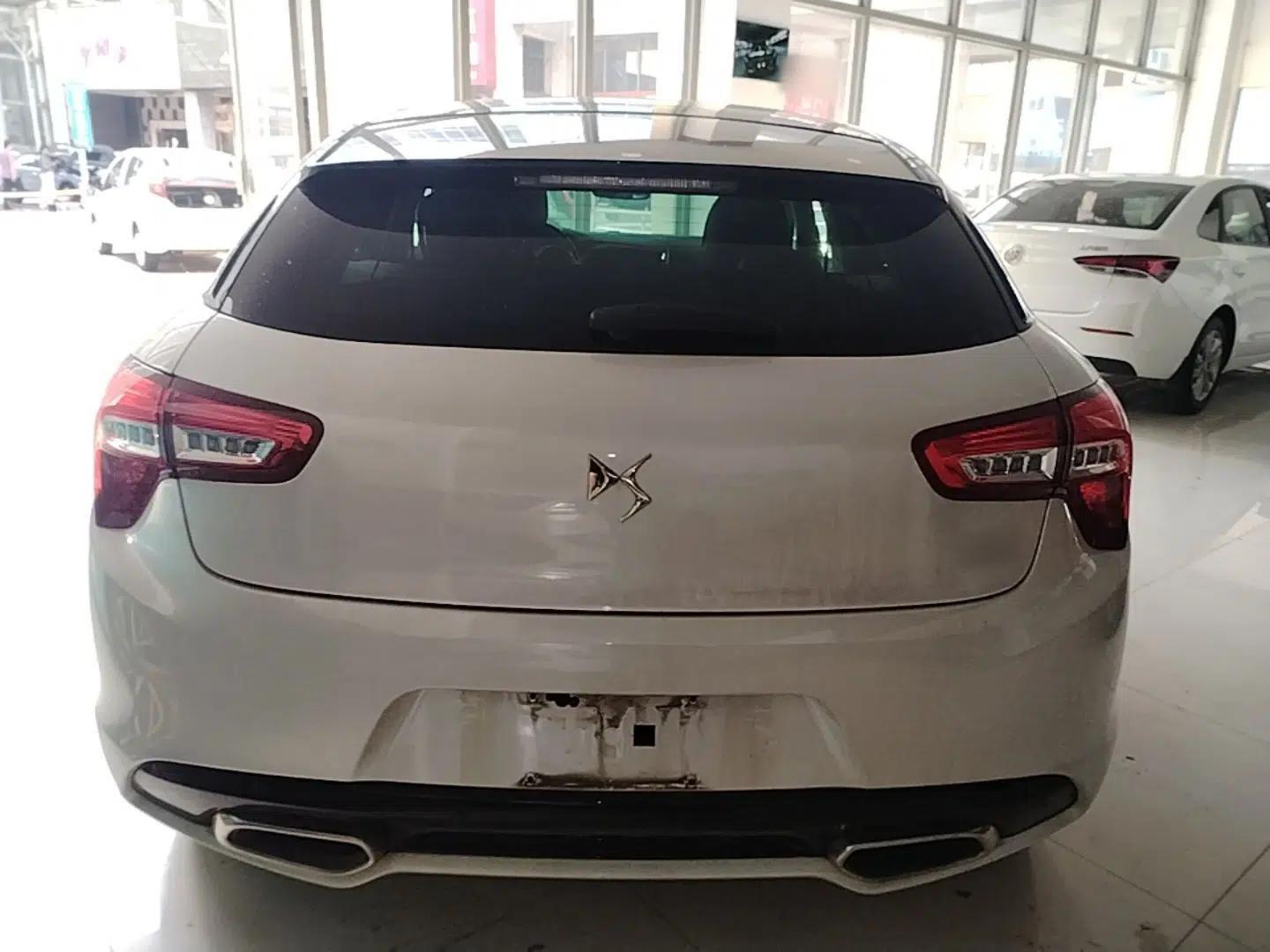 DS 5 2015 1.6T Elegant Edition THP160 — миниатюра 3