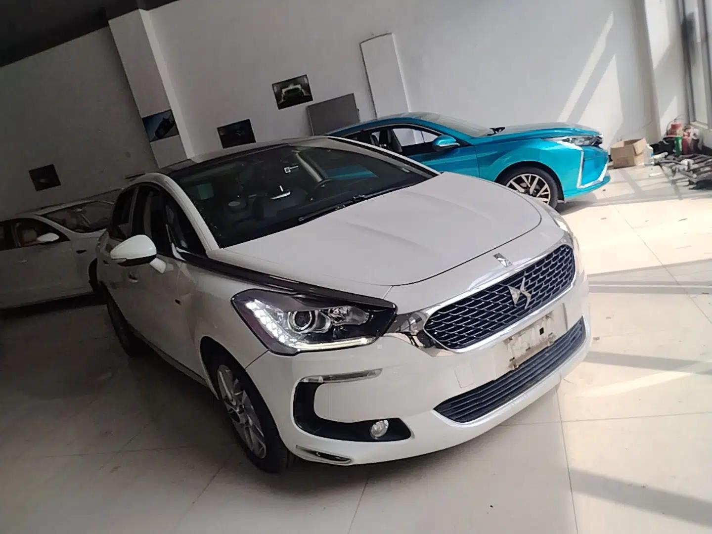 DS 5 2015 1.6T Elegant Edition THP160 — миниатюра 6