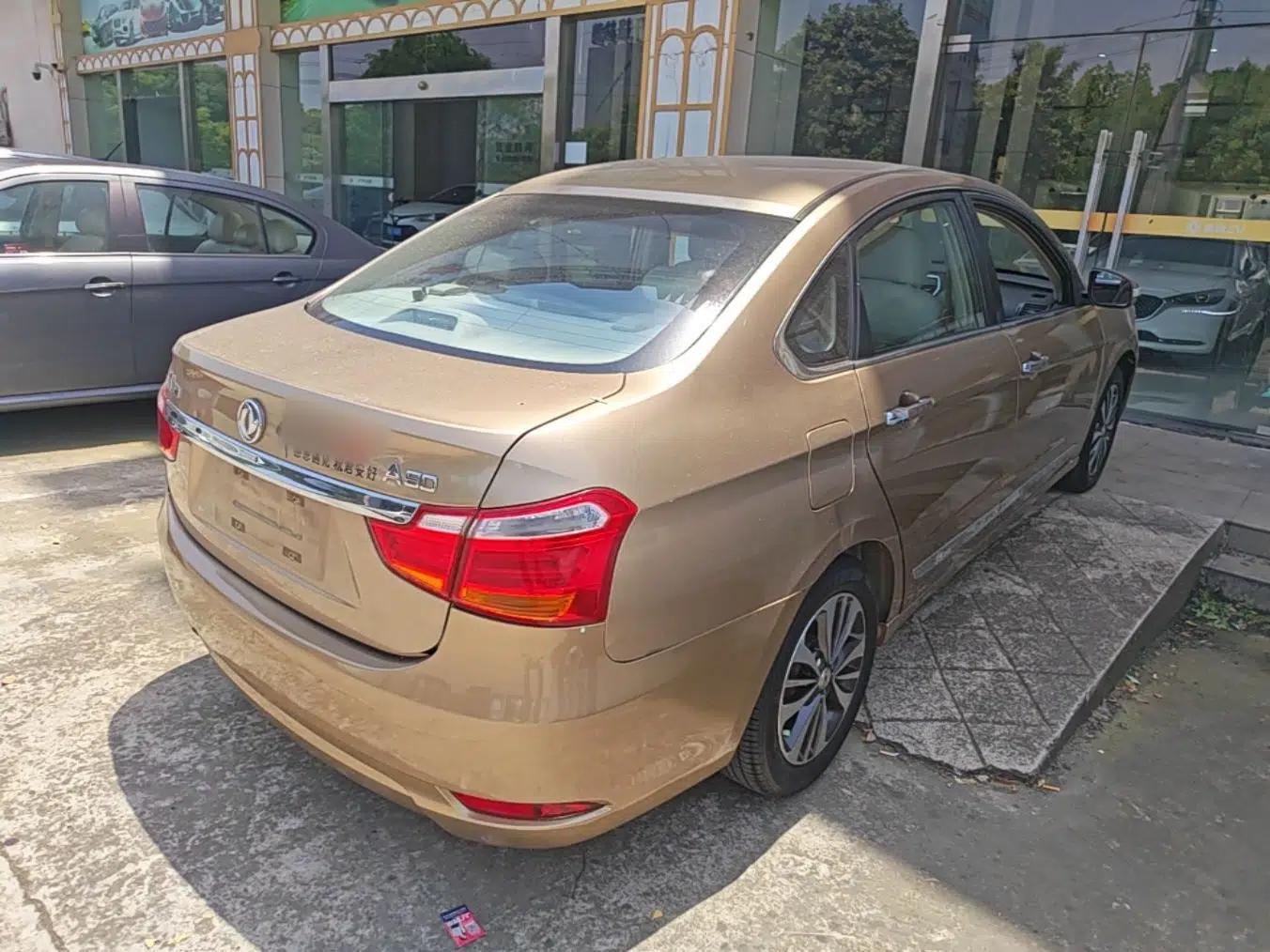 Dongfeng Aeolus A60 2016 1.5L Manual Luxury Version — миниатюра 6