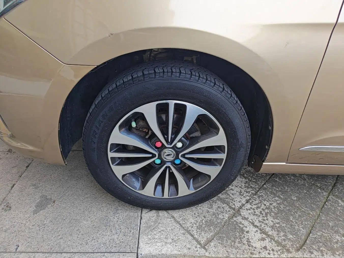 Dongfeng Aeolus A60 2016 1.5L Manual Luxury Version — миниатюра 8