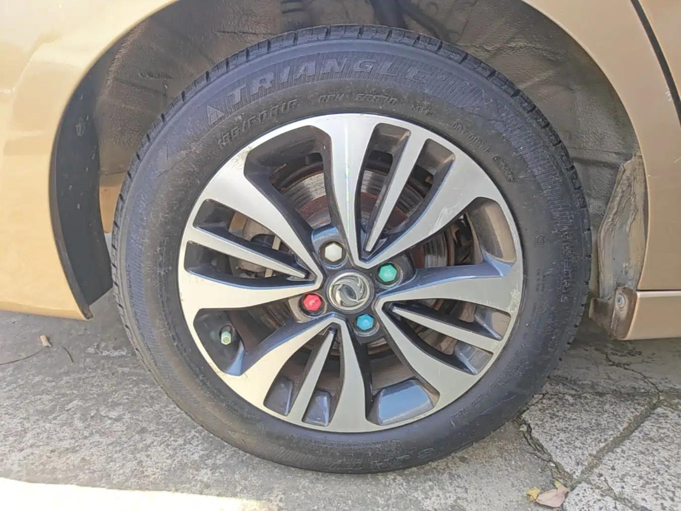 Dongfeng Aeolus A60 2016 1.5L Manual Luxury Version — миниатюра 10