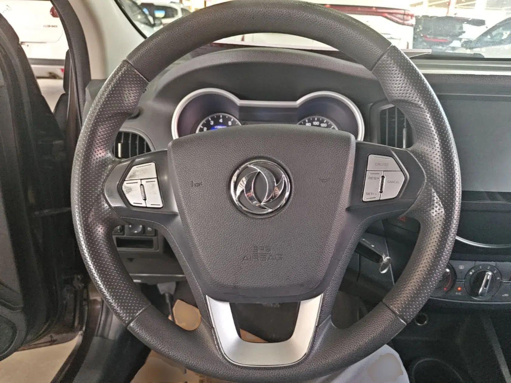 Dongfeng Aeolus AX3 2016 1.5L Manual Shangkue Model — миниатюра 14