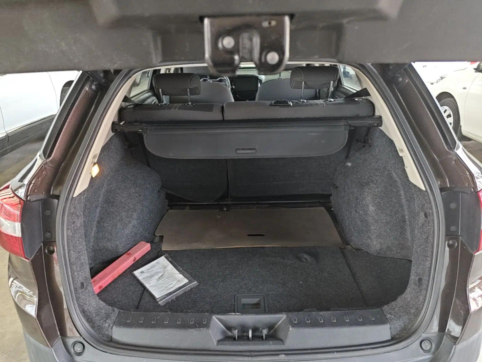 Dongfeng Aeolus AX3 2016 1.5L Manual Shangkue Model — миниатюра 22