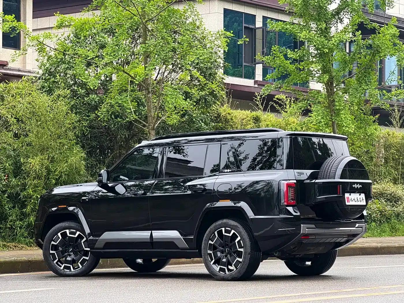 Leopard 8 2025 Smart & Brave Flagship Edition 7-Seater — миниатюра 14