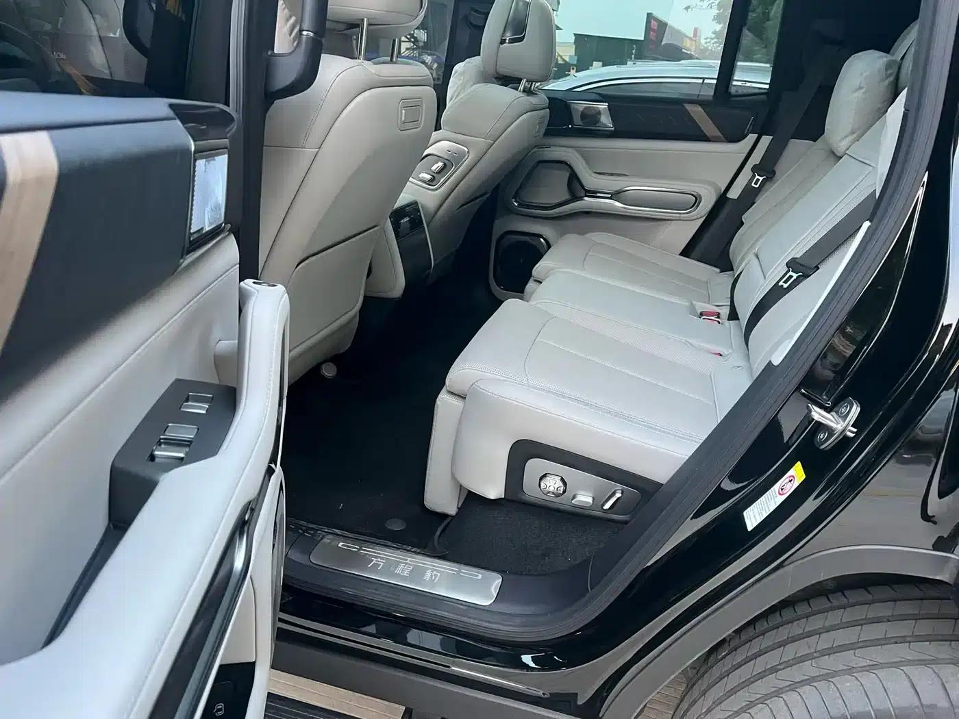 Leopard 8 2025 Smart & Brave Flagship Edition 5-seater — миниатюра 6