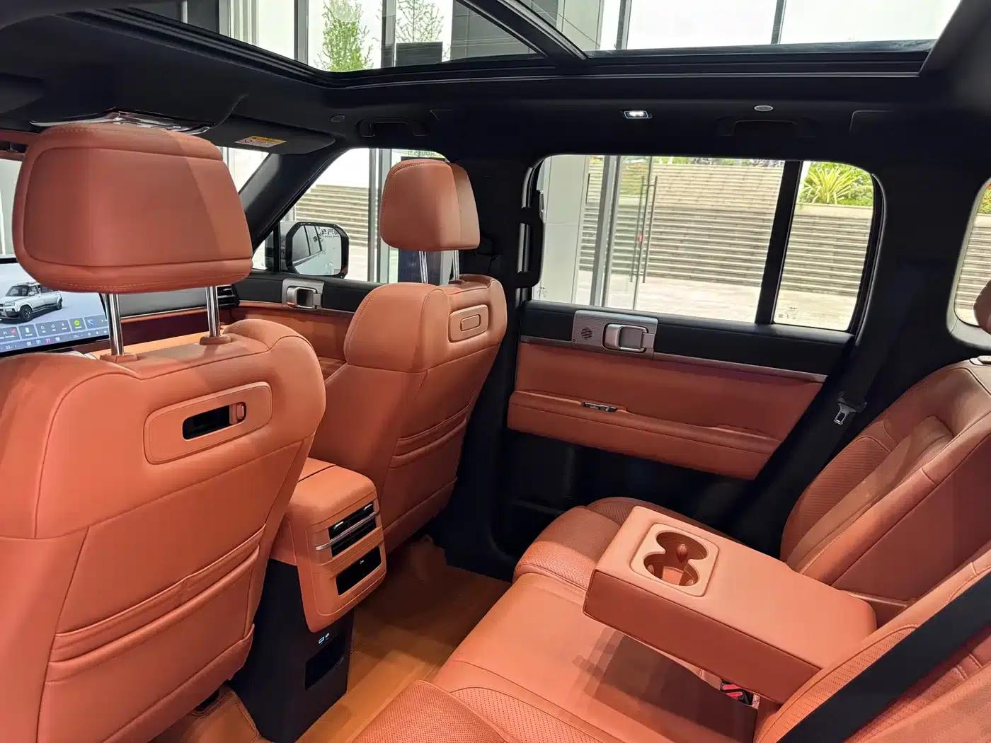 Titanium 7 2025 Model 190KM 4WD Ultra Edition — миниатюра 11
