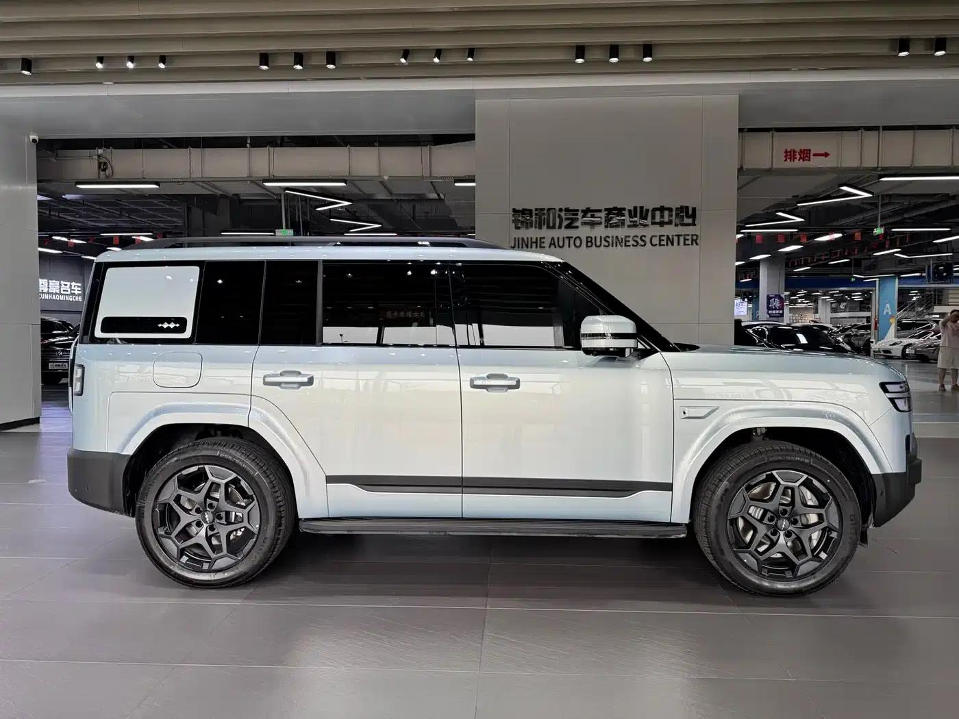 Titanium 7 2025 Model 190KM 4WD Ultra Edition — миниатюра 4