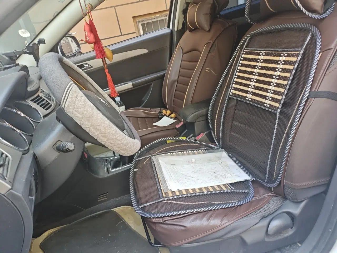 Dongfeng Aeolus H30 2014 CROSS 1.5L Manual Smart Drive Gratitude Edition — миниатюра 16