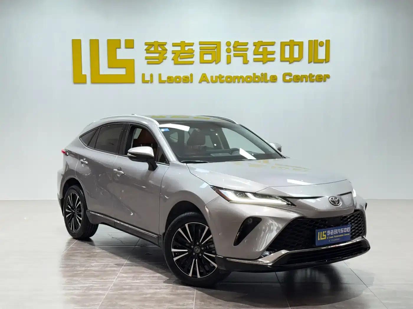 Venza 2022 2.0L CVT 4WD Supreme Edition — миниатюра 3