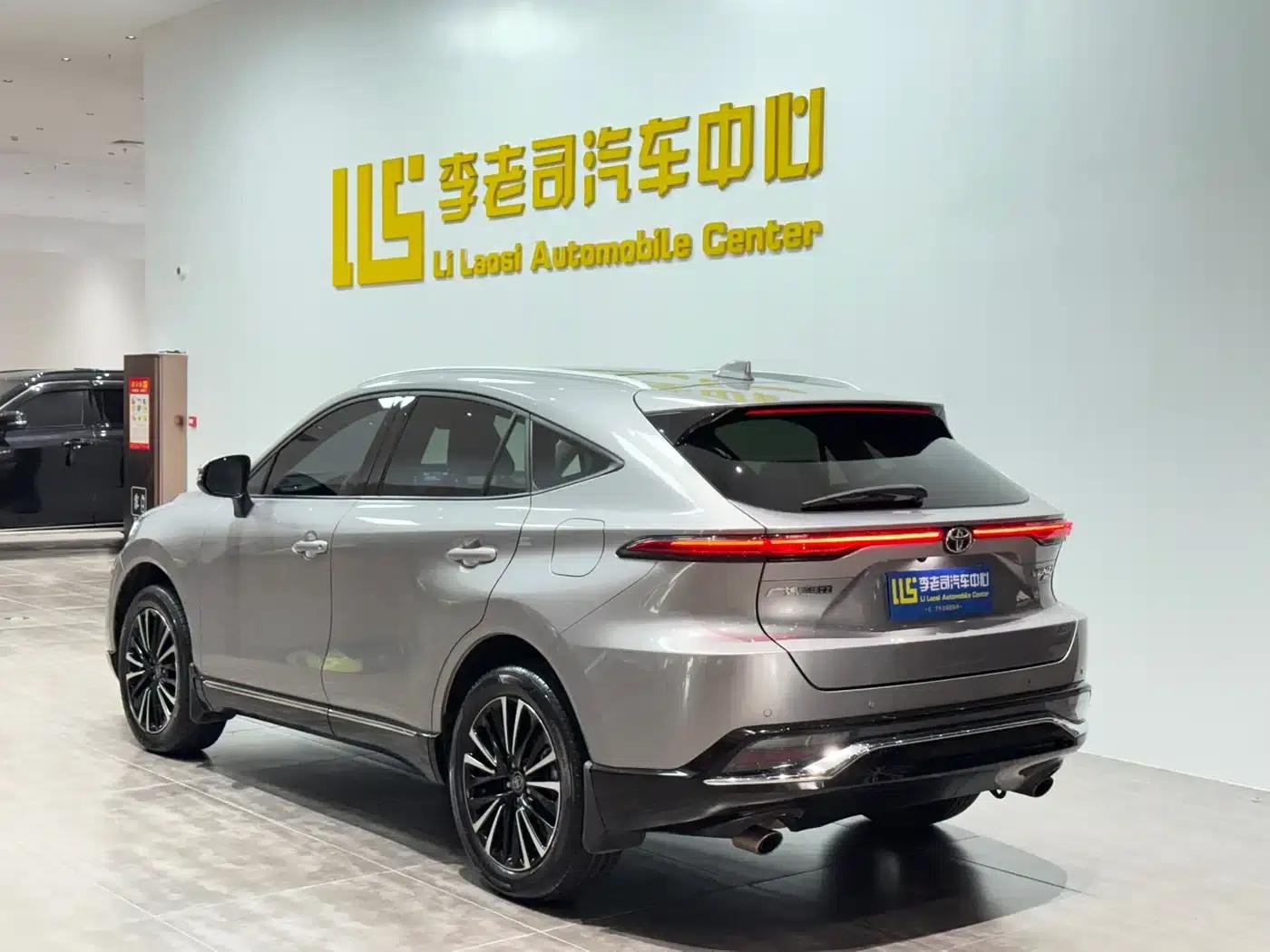 Venza 2022 2.0L CVT 4WD Supreme Edition — миниатюра 5