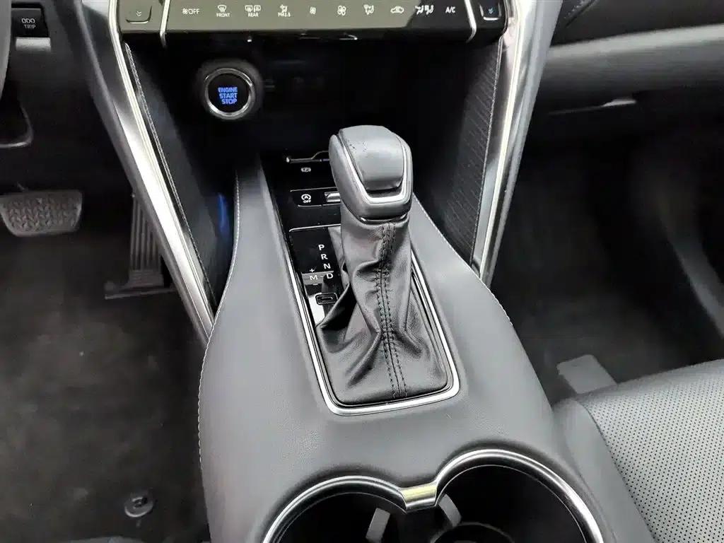 Venza 2022 2.0L CVT 4WD Supreme Edition — миниатюра 13