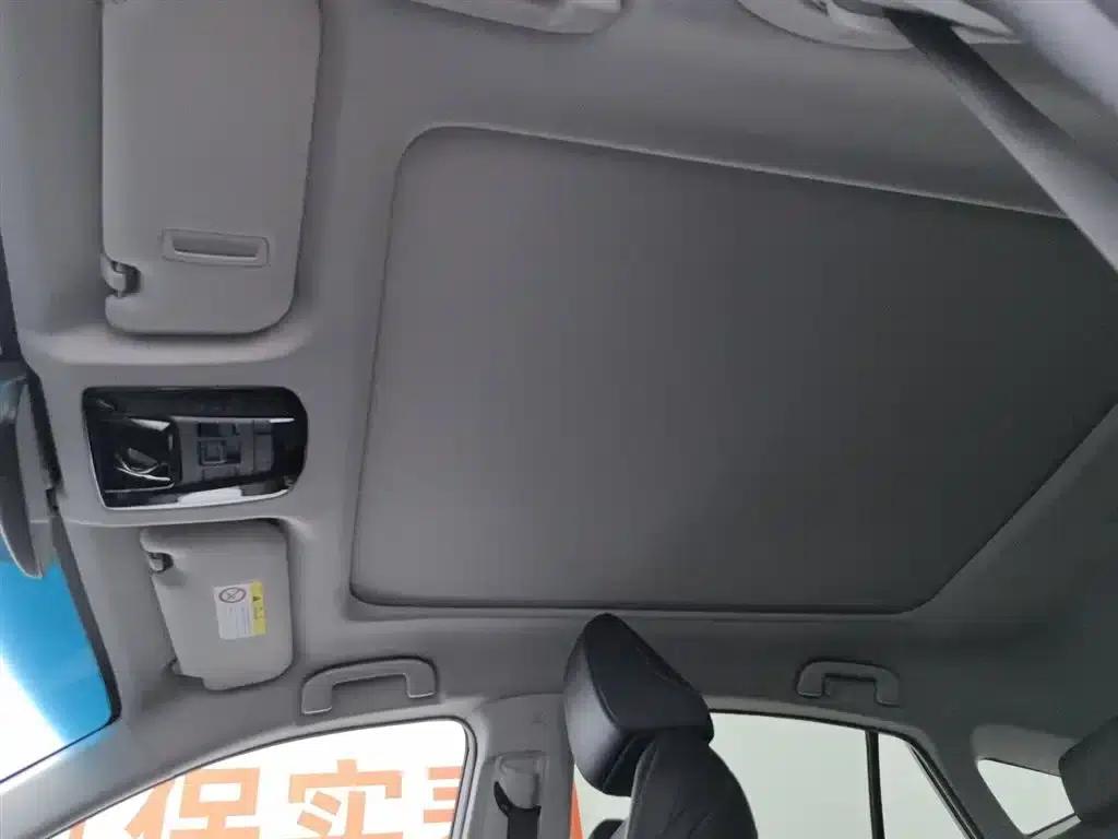 Venza 2022 2.0L CVT 4WD Supreme Edition — миниатюра 14