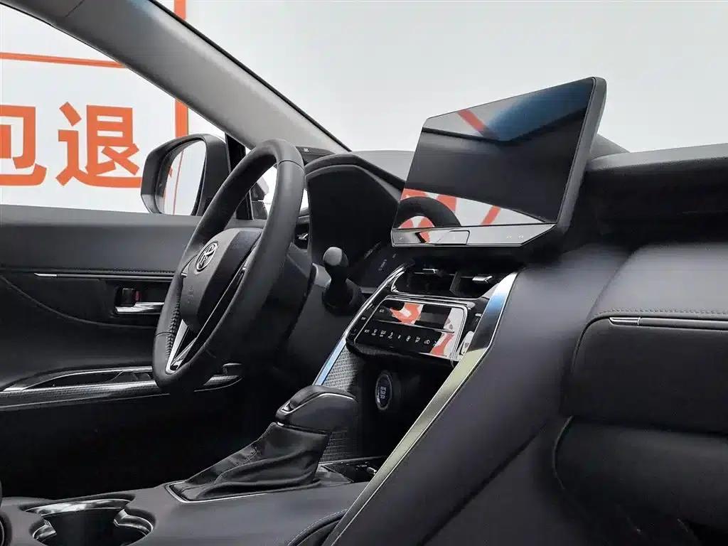 Venza 2022 2.0L CVT 4WD Supreme Edition — миниатюра 22