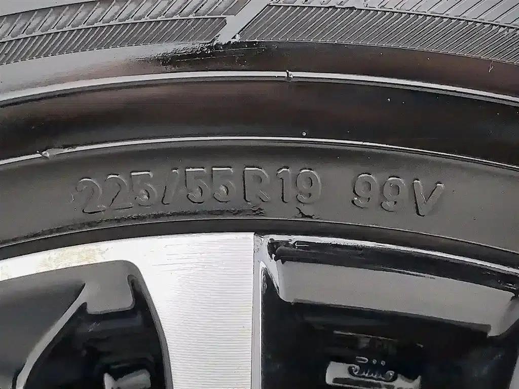 Venza 2022 2.0L CVT 4WD Supreme Edition — миниатюра 24