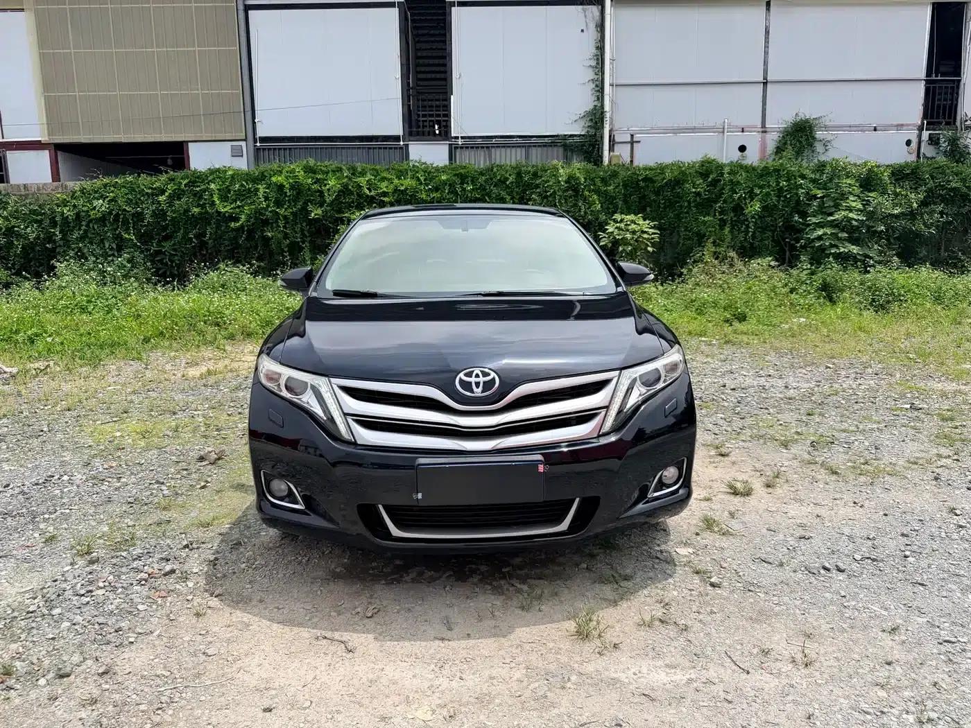 Imported 2013 Venza 2.7L 2WD Luxury Edition — миниатюра 2