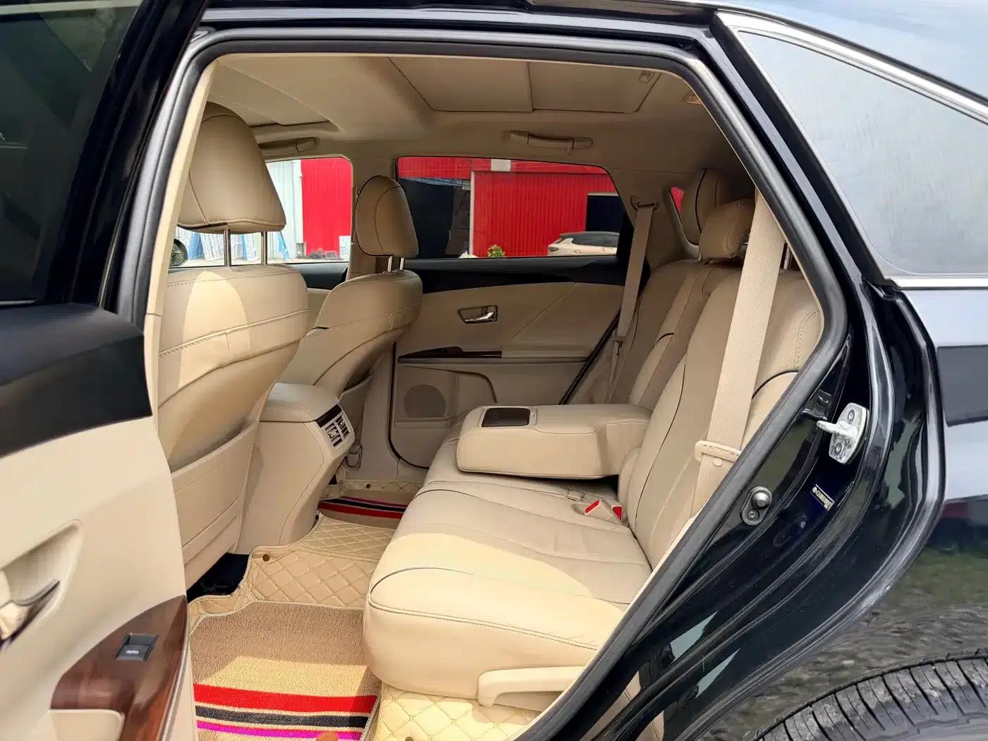 Imported 2013 Venza 2.7L 2WD Luxury Edition — миниатюра 12
