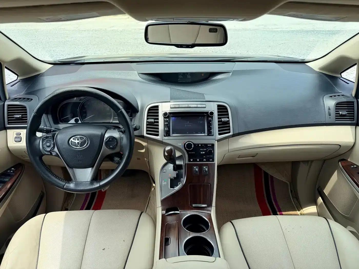 Imported 2013 Venza 2.7L 2WD Luxury Edition — миниатюра 13