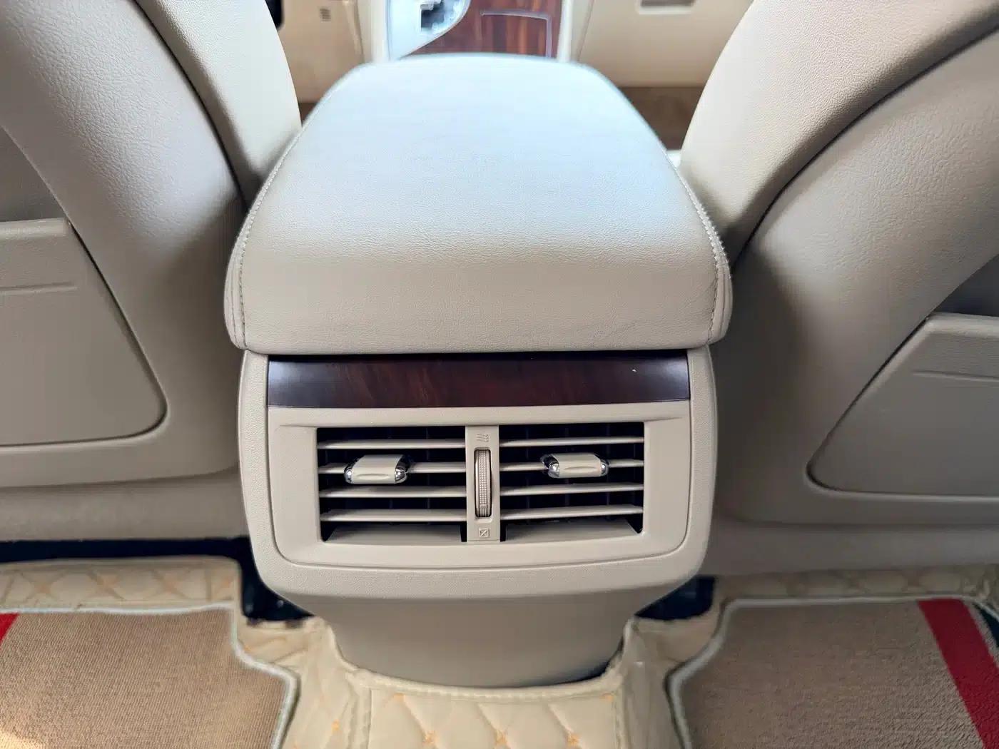 Imported 2013 Venza 2.7L 2WD Luxury Edition — миниатюра 18